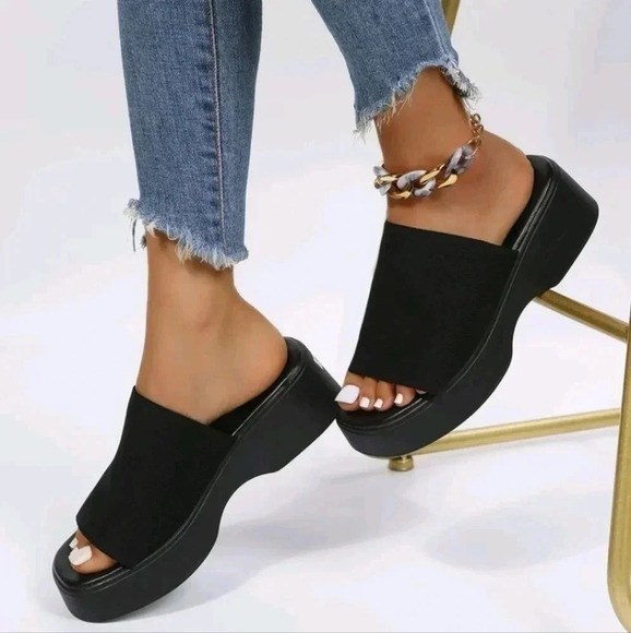 Women Single Band Flatform Slide Black Wedge Sandals - Picture 1 of 7